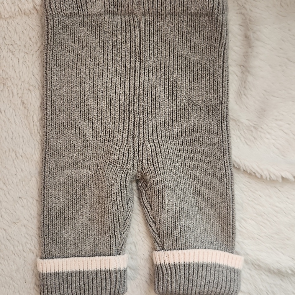Jacadi Paris Grey & Soft Pink Knit 3 Piece Set - Picture 13 of 15